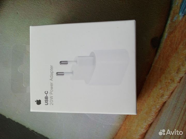 Apple Power Adapter 20W. USB-C