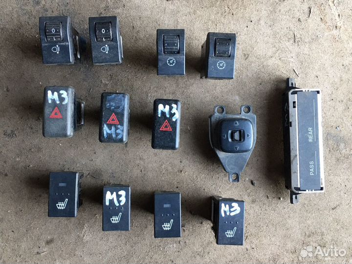 Кнопка Maздa 3