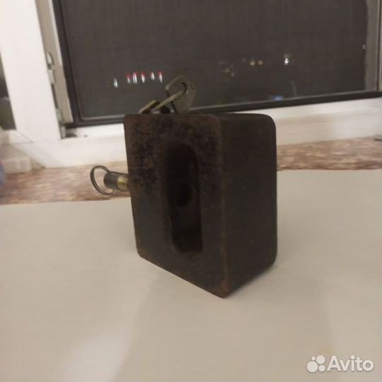 Замок гаражный навесной