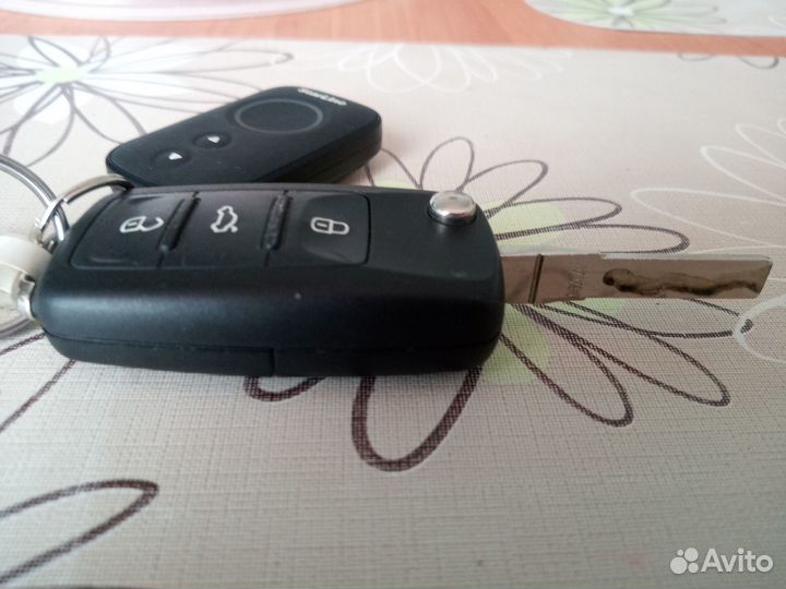 Ключ Volkswagen Polo 2015.Брелок старлайн