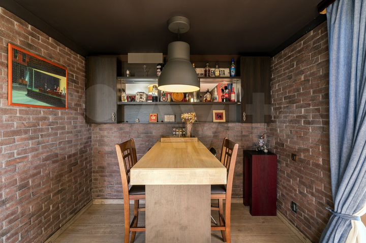 3-к. квартира, 130 м², 10/12 эт.