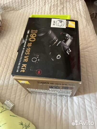 Цифровой фотоаппарат Nikon D90