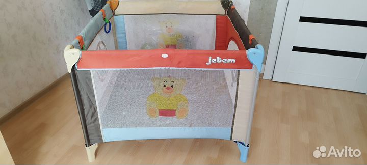 Манеж детский складной