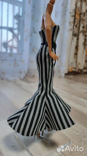 Платье для куклы Барби