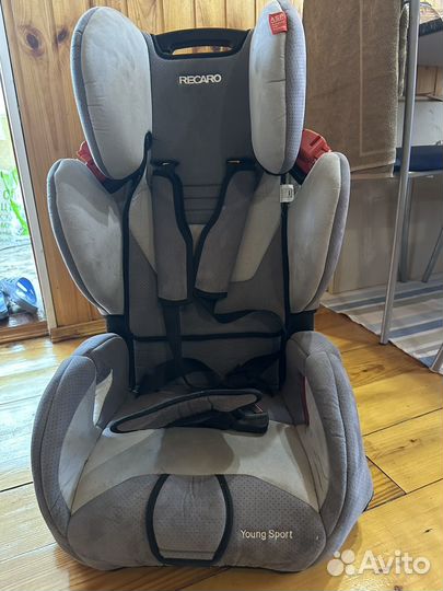 Автомобильное кресло Recaro