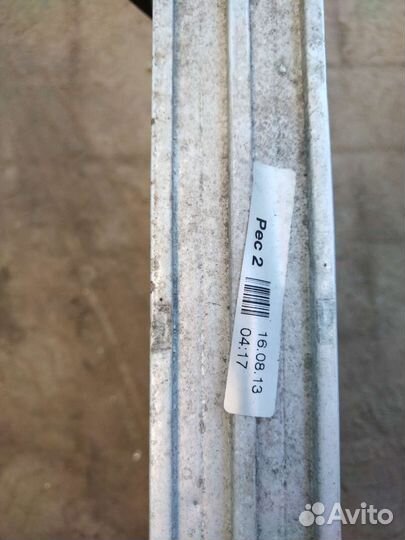 Интеркулер правый туарег