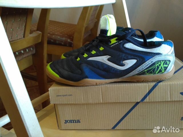 Кроссовки спортивные фирмы joma