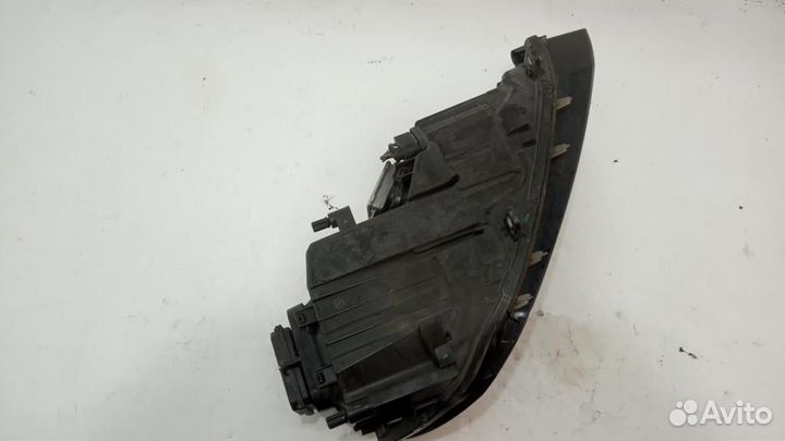 Фара левая Volkswagen Touareg