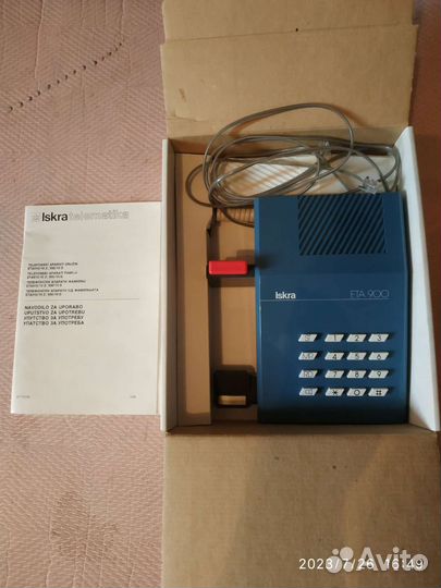 Телефон кнопочный, стационарный