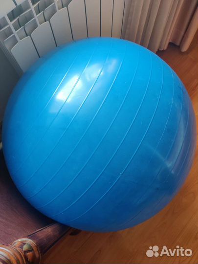 Фитбол Sundays. Мяч для фитнеса