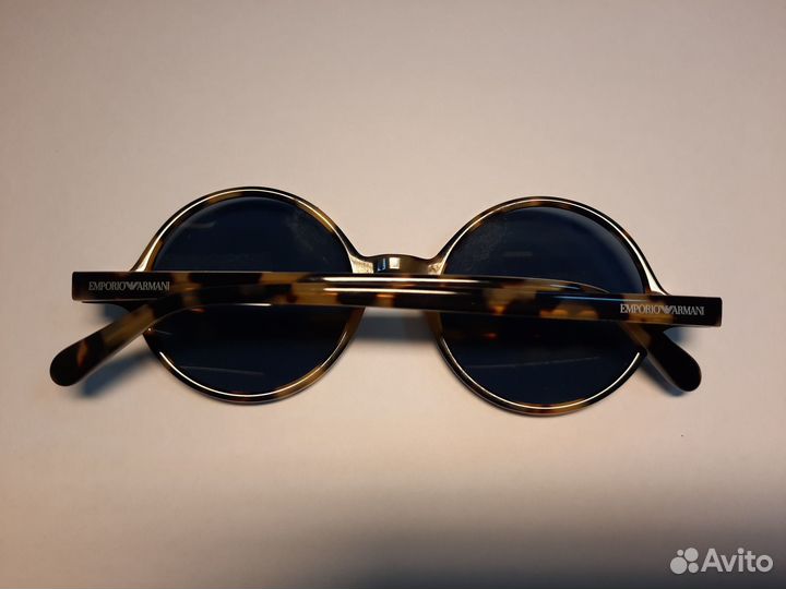 Солнцезащитные очки Emporio Armani