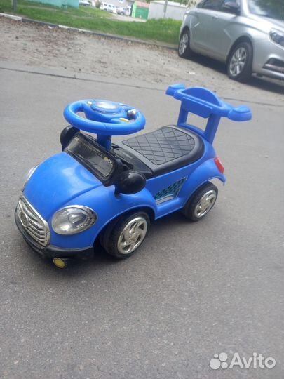 Машинка-каталка