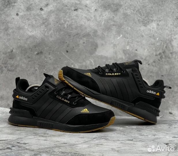 Кроссовки adidas goldboy