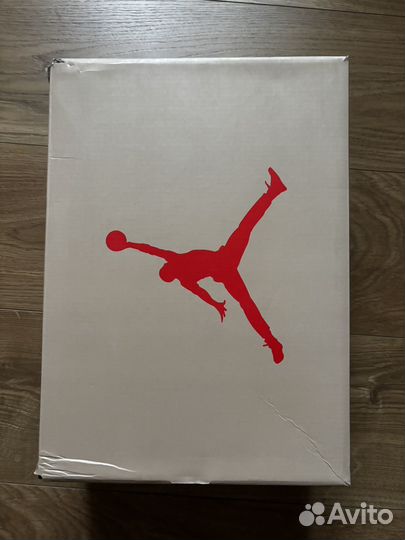 Nike air jordan 6 travis scott