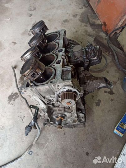 Блок двигателя на ауди а4 б5 1.6 AHL