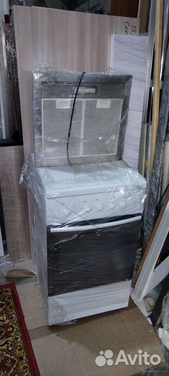 Комплект Газовая плита бу и вытяжка бу