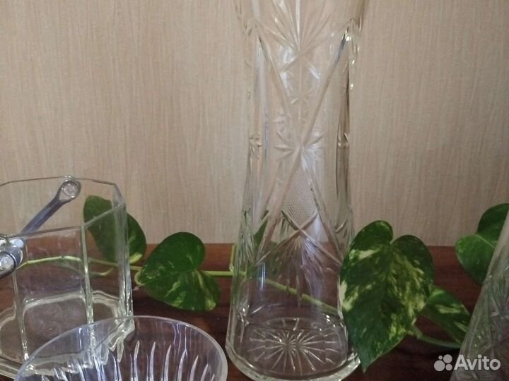 Ваза высокая