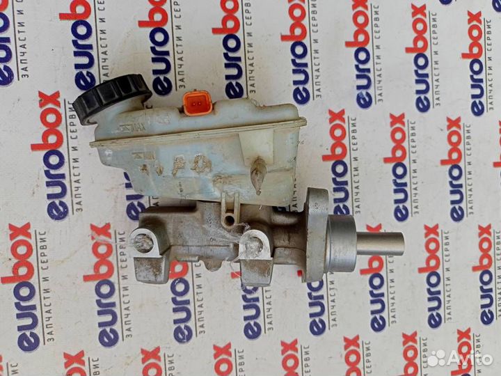 Цилиндр тормозной главный Nissan Almera (G15) 201