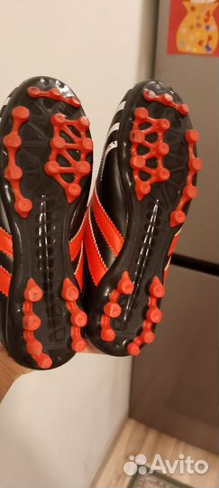 Футбольные бутсы