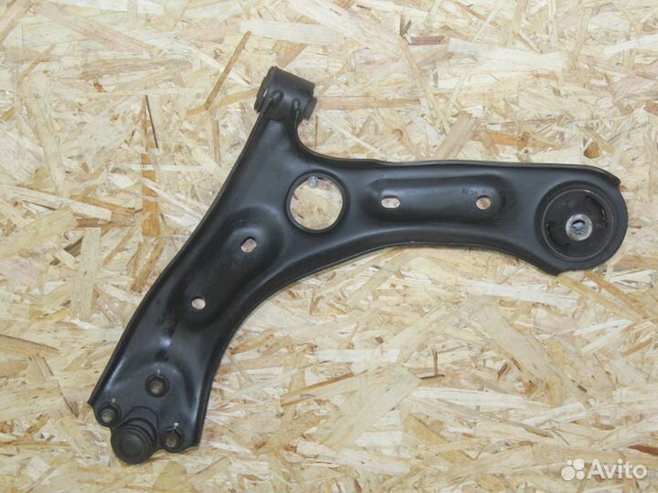 Рычаг передний правый Kia Optima 4