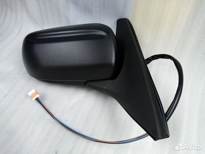 Mazda 323 зеркало правое новое 1998-2003