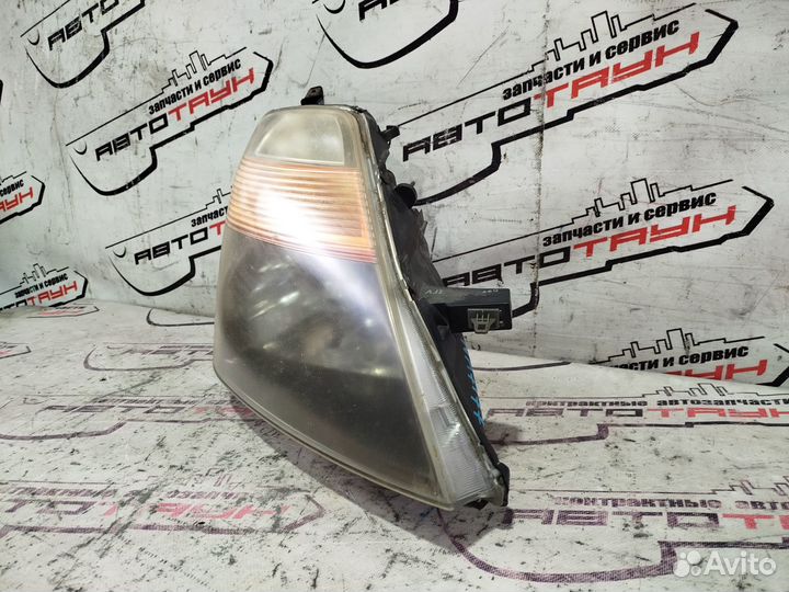 Фара honda stream RN1 RN2 RN3 RN4 RN5 10022363 black xenon желтый ПОВТОРИТЕЛЬ правая 1 модель 33101S