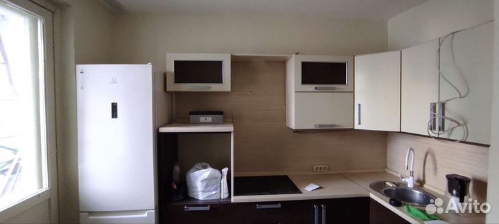 Кухонный гарнитур бу в хорошем состоянии