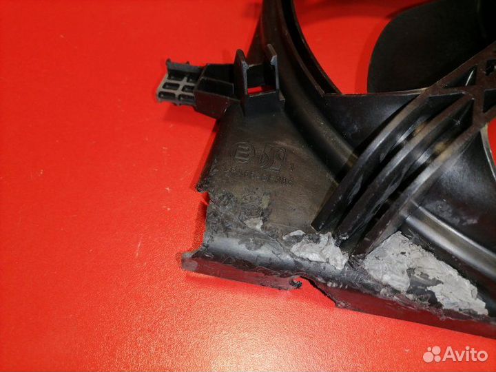 Диффузор радиатора Opel Corsa S07 A14XER 2011