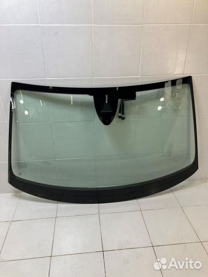 Стекло лобовое Audi A6 C7 4G5