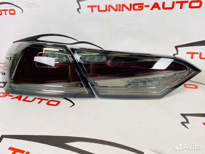 Стоп - сигналы Toyota Camry 70 LED R6554