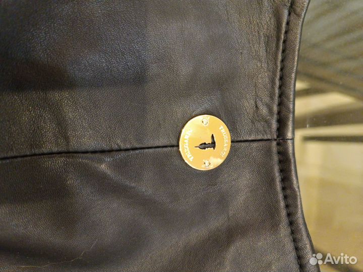 Кожаная куртка женская