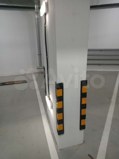 Машиноместо, 14 м²