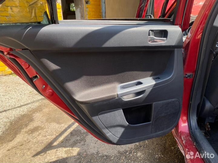 Дверные обшивки Mitsubishi Lancer X 10