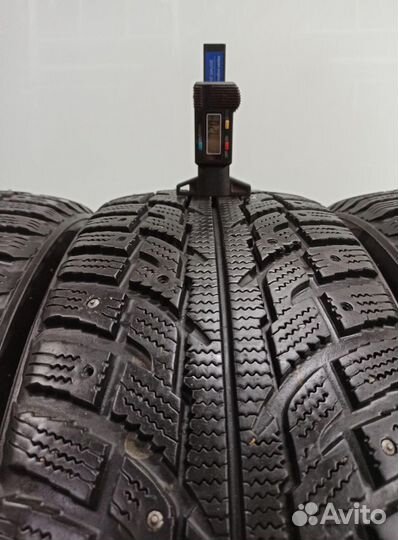 Kumho I'Zen RV Stud KC16 225/60 R17