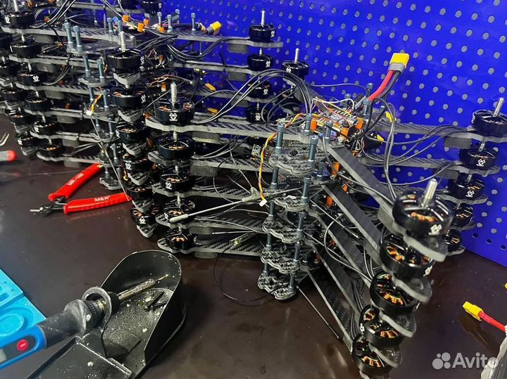 Дрон, коптер специального назначения