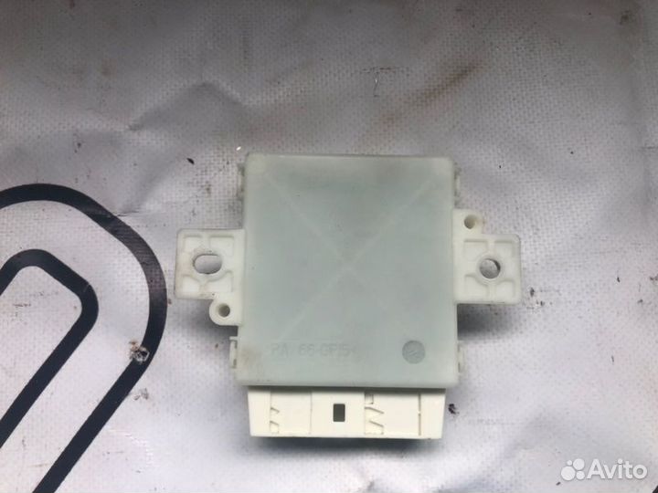 Блок управления парктроником Mercedes-Benz C-Class