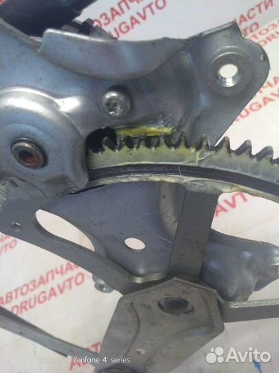 Стеклоподъемник передний правый Toyota Camry V40