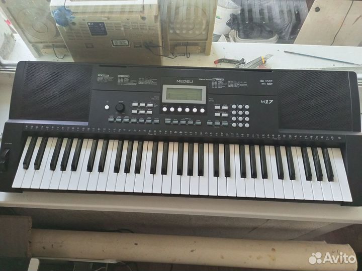 Синтезатор