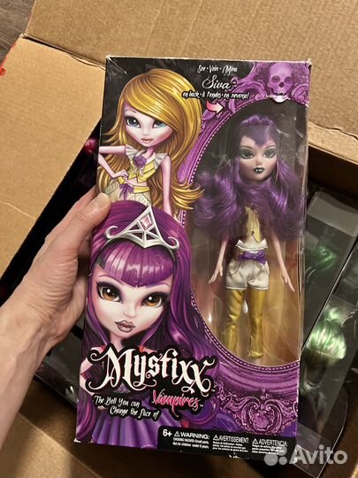 Кукла Mystixx Vampires Siva