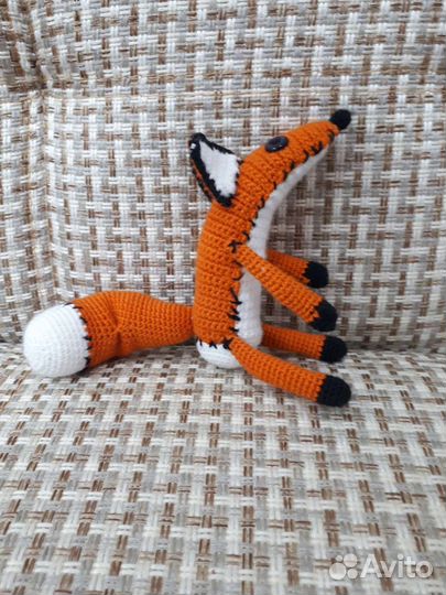 Игрушка вязаная лис из мультфильма