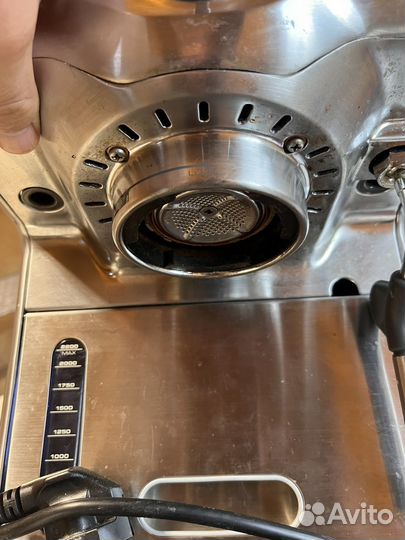 Кофемашина bork 9922