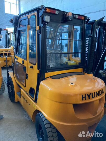 Вилочный погрузчик Hyundai 30LE-7, 2023