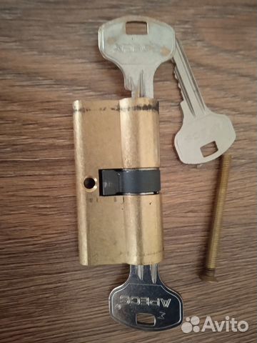 Личинка для дверного замка