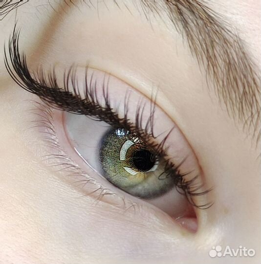 Наращивание ресниц /оформление бровей