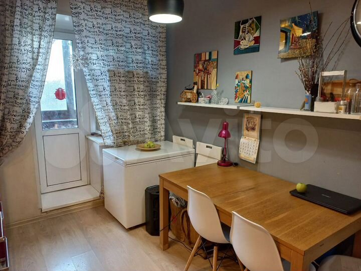 2-к. квартира, 66 м², 1/10 эт.