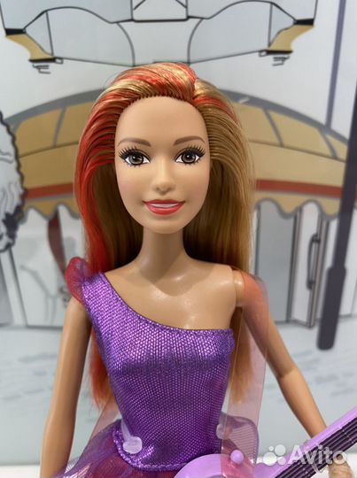 Барби in Rock ‘N Royals Рок принцесса