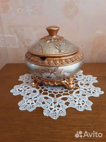 Кувшин, вазон, шкатулка из поликерамики