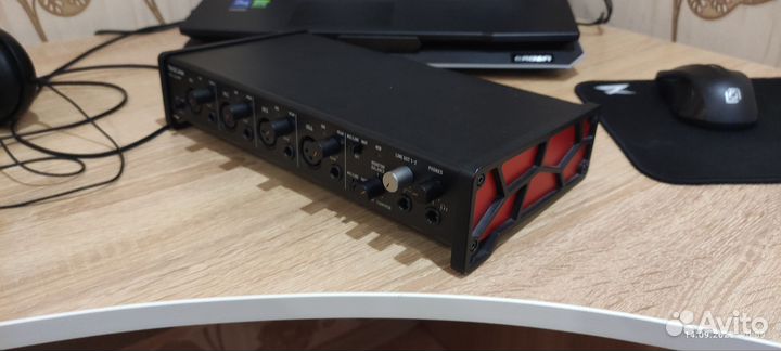 Tascam US-4x4 HR