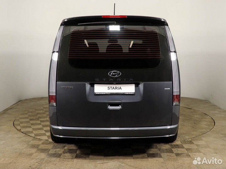 Hyundai Staria 2.2 AT, 2024