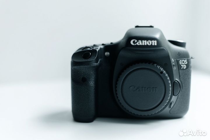 Фотоаппарат canon 7D